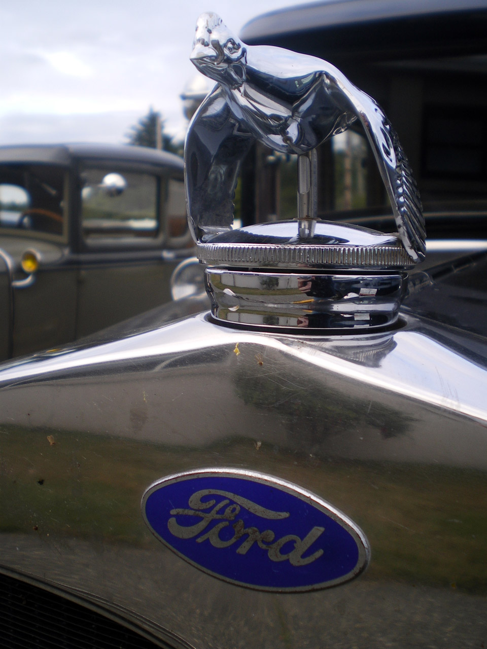 model-t-hood-ornament