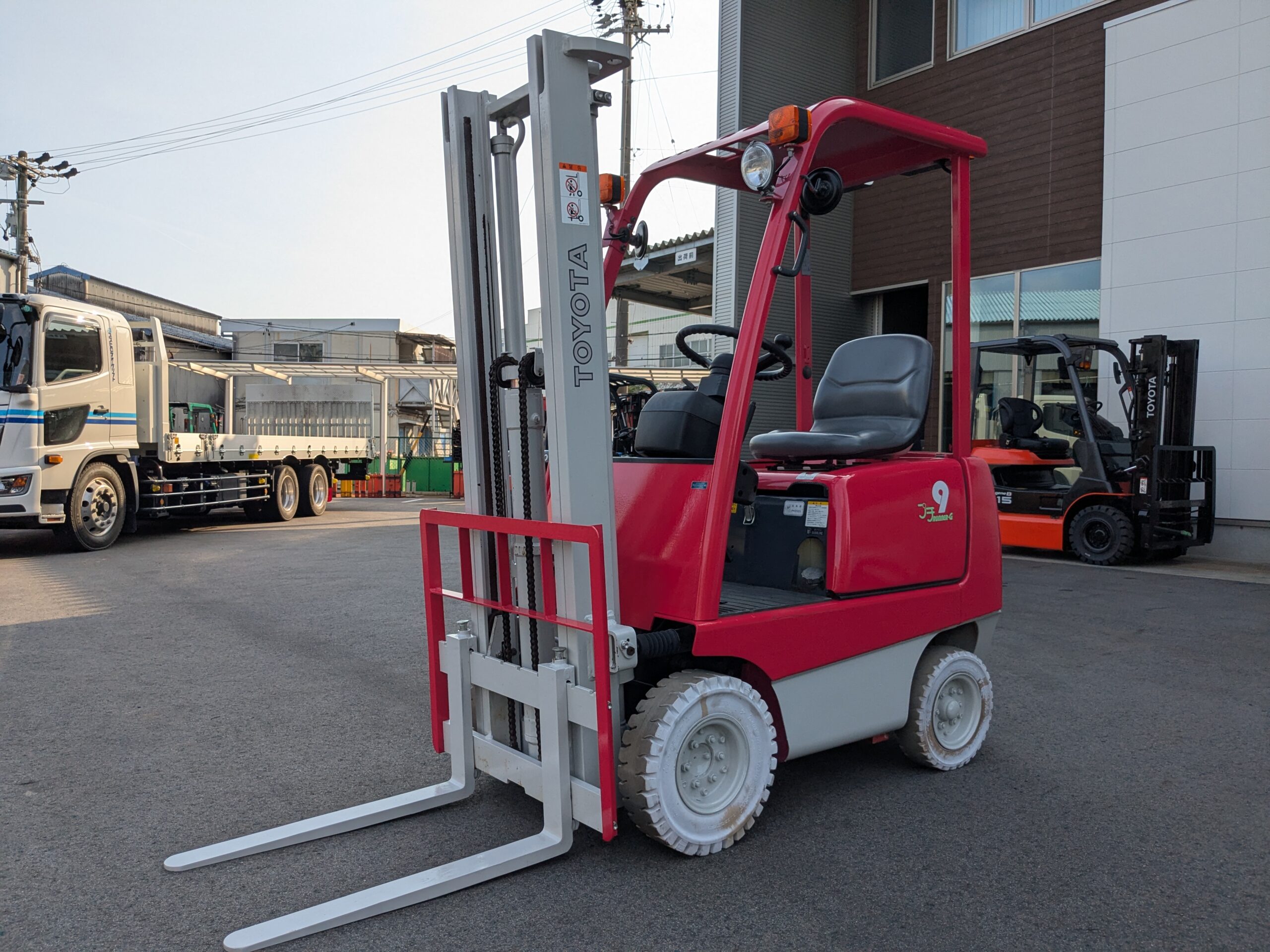 「【値下げ！サマーセール】トヨタ製　900KGガソリン」を詳しく見る