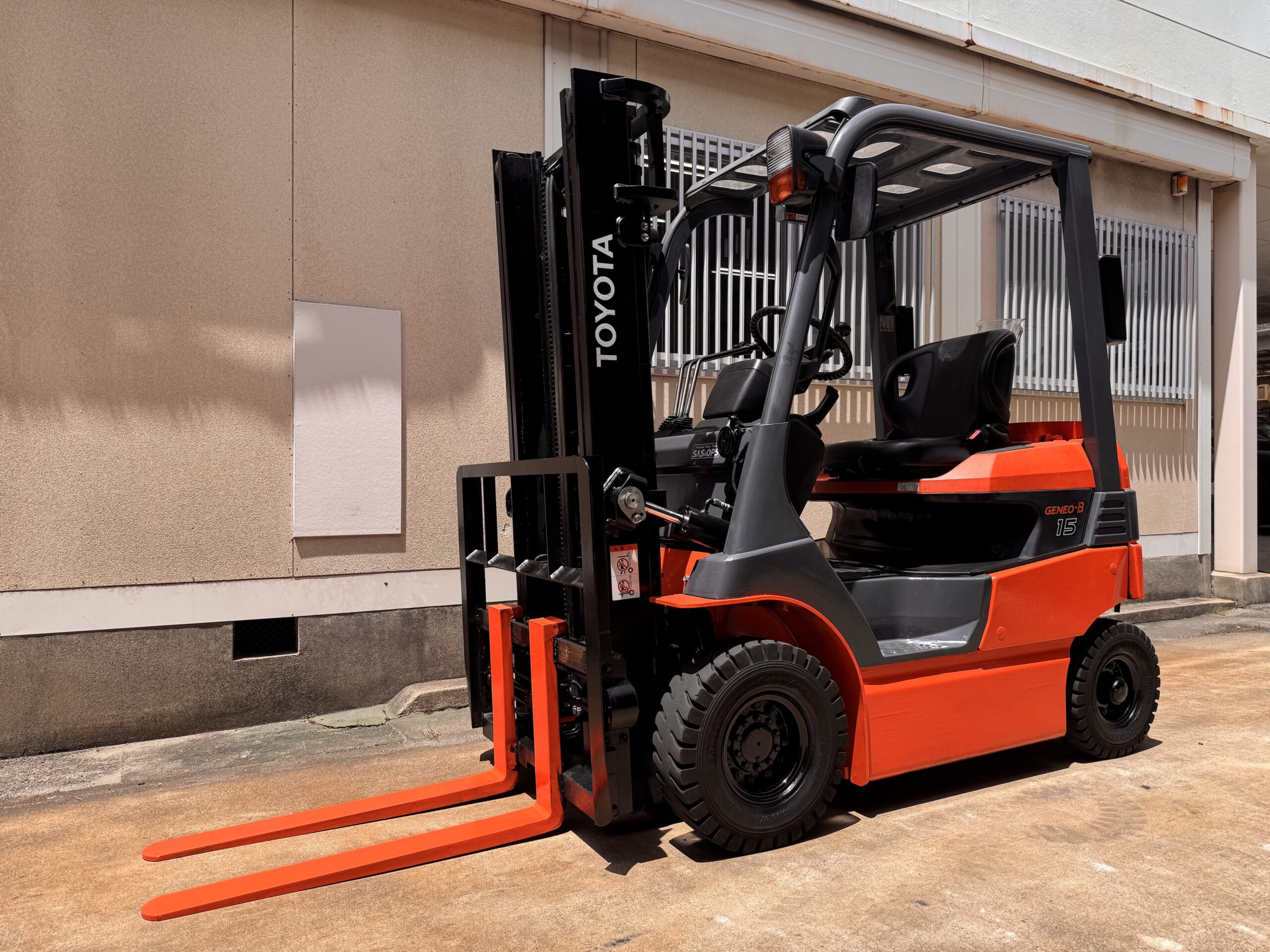 「2016年式 トヨタ1.5tバッテリー｜高出力バッテリー交換済み」を詳しく見る